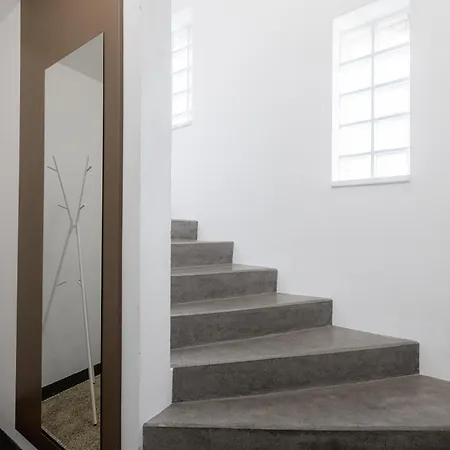 Luxury&Spacious 140M2 Two Floor Rooftop Apartment Prague Exterior photo