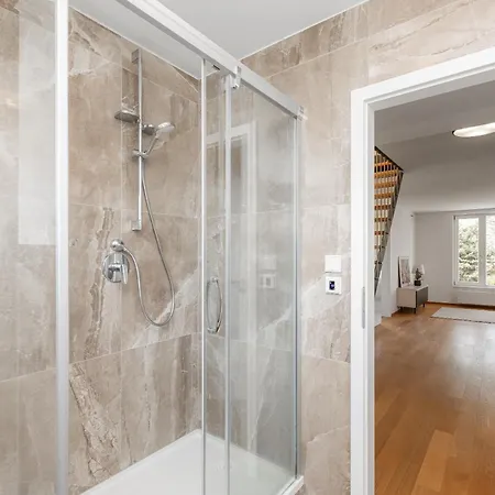 Luxury&Spacious 140M2 Two Floor Rooftop Apartment Prague Exterior photo