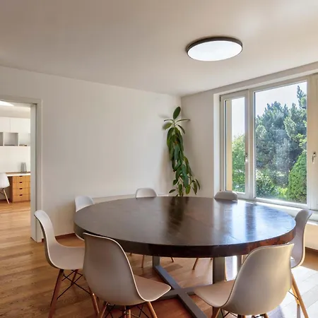 Luxury&Spacious 140M2 Two Floor Rooftop Apartment Prague Exterior photo