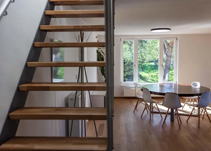 Luxury&Spacious 140M2 Two Floor Rooftop Apartment