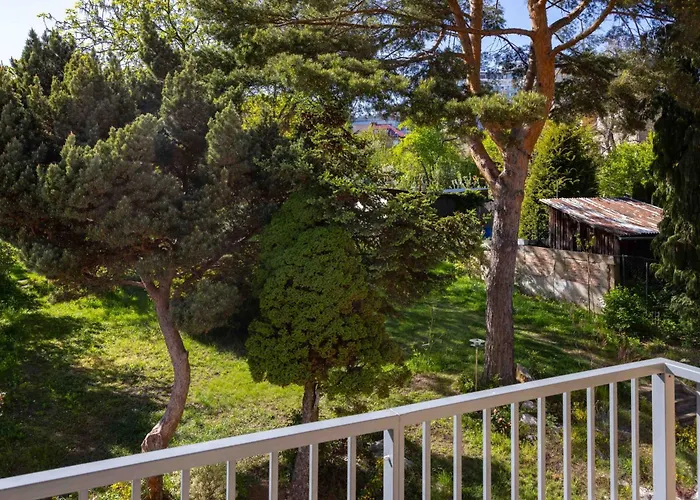 Luxury&Spacious 140M2 Two Floor Rooftop Apartment
